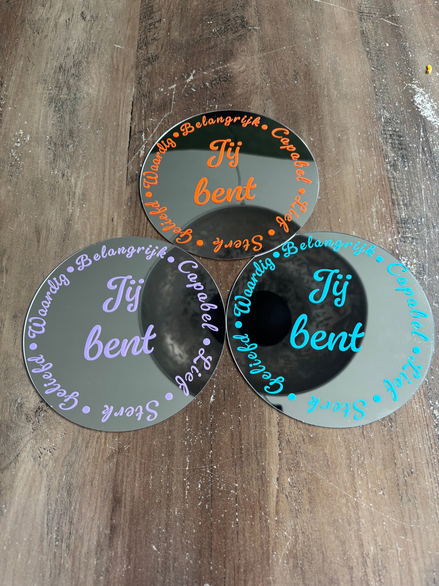 Motiverende Plakspiegel – Ø 15 cm | Zelfliefde & Positiviteit ByMVcrafts