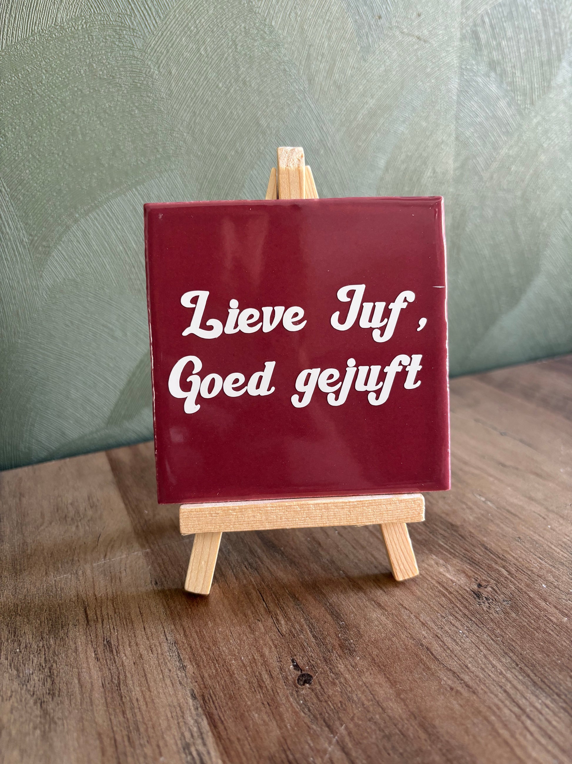 Tegeltje “Lieve juf, goed gejuft” ByMVcrafts