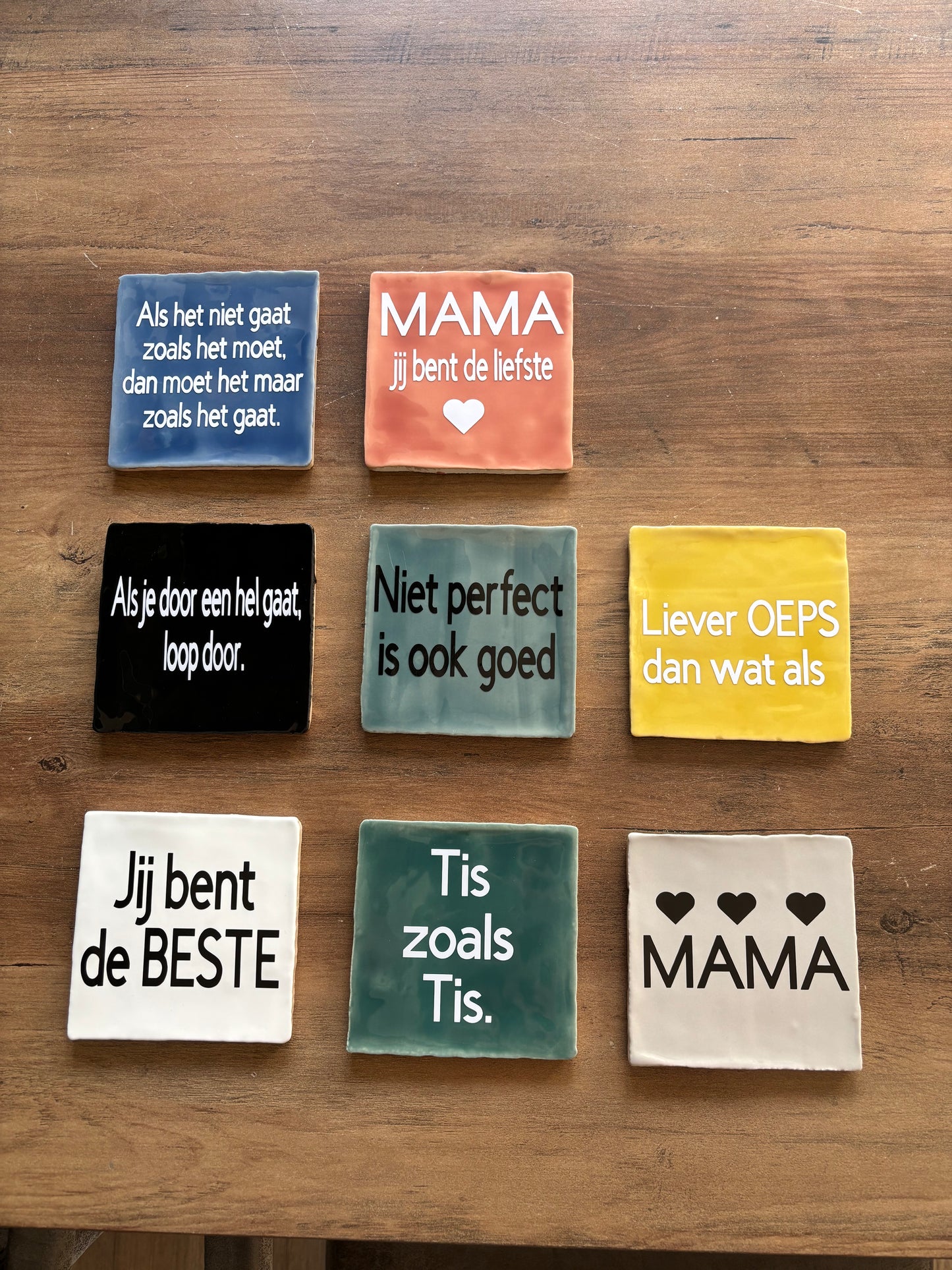 Tegeltjes met tekst ByMVcrafts