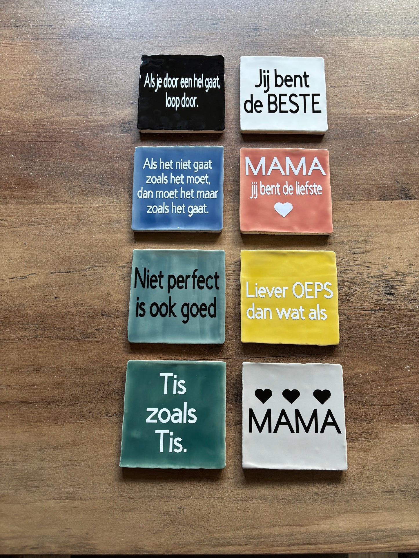 Tegeltjes met tekst ByMVcrafts