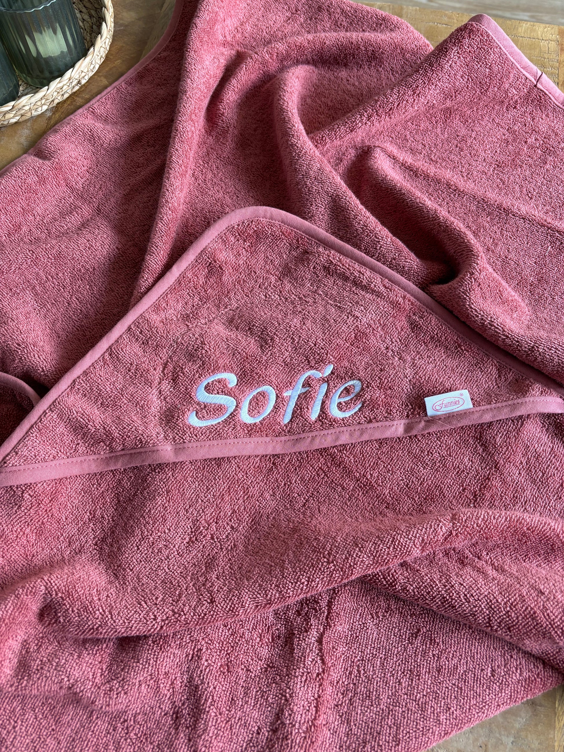 Luxe Badcape met Geborduurde Naam – Comfort & Persoonlijke Touch ByMVcrafts